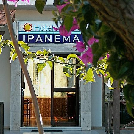 Ipanema Hotel Tigaki Buitenkant foto